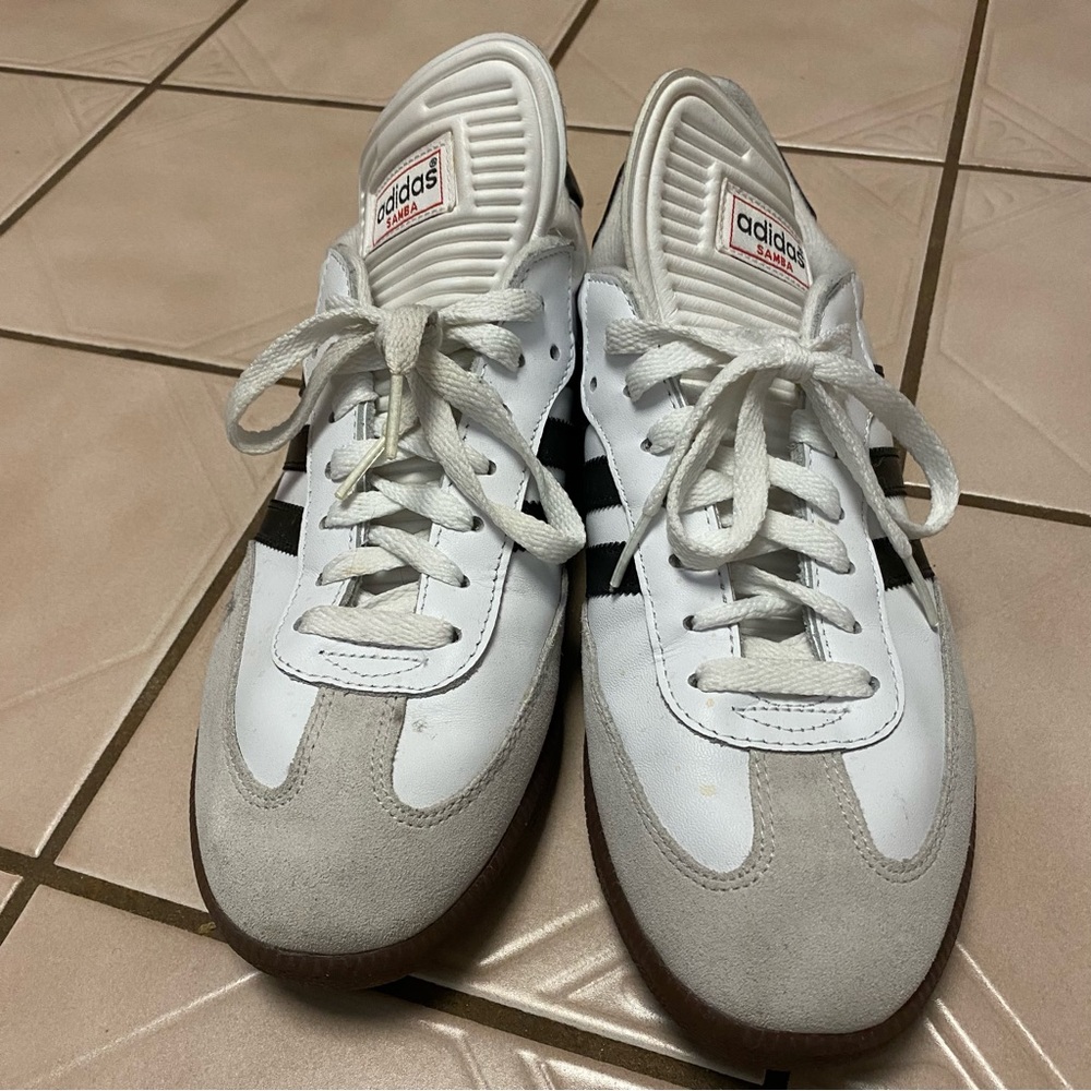 Adidas lightly worn Sambas.
